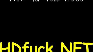 היי חמודה, אי פעם הרגשת זין ענק דופק את הפה והכוס שלך?