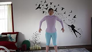 lesson 325 on shaved pussy and big ass