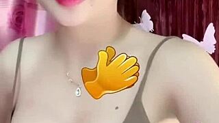 Sexy Big Tits Girl Webcam Show Teasing Tits?