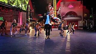 brazilian girls eating novinhas in casual chat