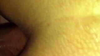 Prefiere por el culo para no embarazarse