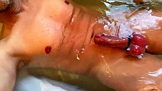 What's that underwater cock ring doing?