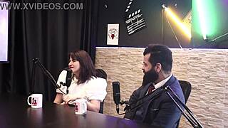 A �nica coisa que ela n�o fez com o marido foi uma dupla penetra��o e sobre dar o cu - lady snow e lord kenobi sheer red