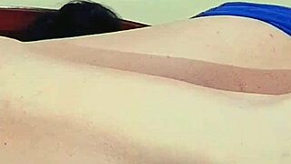 mientras converso con mi amigo gay, terminamos follando