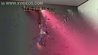 Pale milf RoXXXanne69 shows her adorable ass in a close-up stream