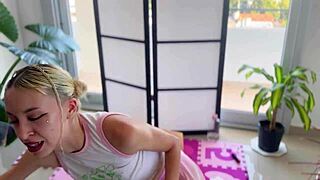 Skinny teen squirts double from ass fuck