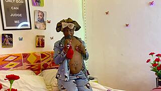 Diák tanul a szobájában