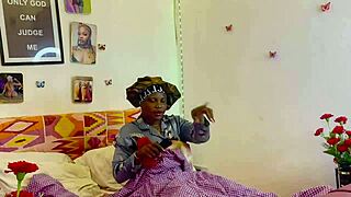 Diák tanul a szobájában