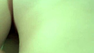 Linda young girl moans loudly while touching her pink vagina intensely.