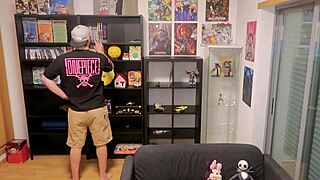 NAJGLUPLJI RAZLOG, ZAKAJ NE MOREM SE TUŠIRATI V POLETNI SAGI