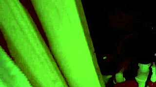 Seducting Ex Stepmom Melanie Hicks With Handjob And Deepthroat