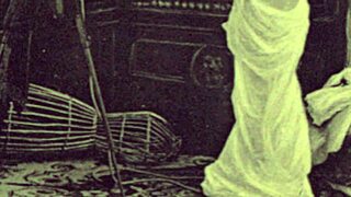 Vintage Victorian bisexuals explore hairy pussies!