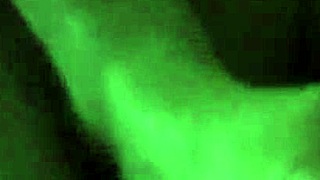 My girlfriend was barefoot and gave me an amazing footjob, ending with a big cumshot all over her toes