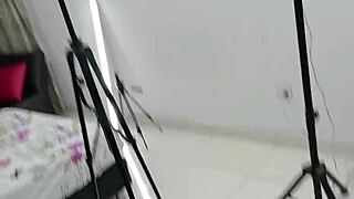 Oboževal sem jebati svojo suho latino zaposlenko upognjeno, tako dobro mi je sesala kurca