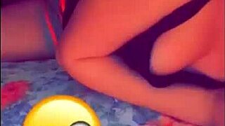 Watch Girl Masturbate?