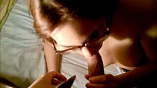 Novinha safadinha mamando at� tomar leitinho