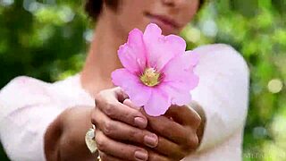 Charming Suzanna A UNDRESSING OUTDOOR in softcore striptease