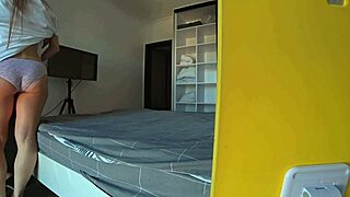 Wife cheats with friend before husband arrives 😏