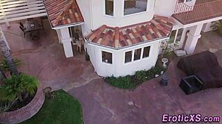 I love watching mature babe get plowed and cumshot.