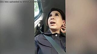 stefy quinn in lesbian scene from vicios de familia 😏