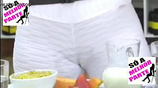 Kelly Key's Big Pussy Cameltoe in Intense Gangbang