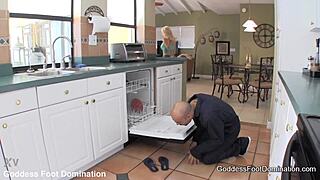 repairman, are you a foot fetish pervert wanting footjob?