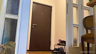 i took off my panties in front of delivery guy and gave it as present