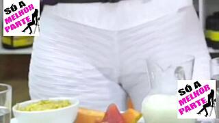 Kelly Key's Big Pussy Cameltoe in Intense Gangbang