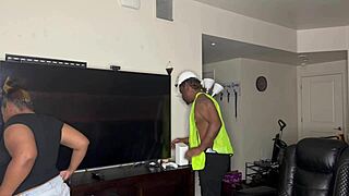 construction worker whore kendale gives his client a bbc while on the job