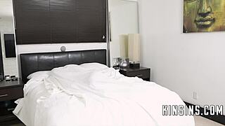 Bubble butt step sis kiki klout boosts my confidence with johnny love