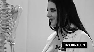 Desperate Milf Alina Lopez Takes An Alternative Insemination In A Fertility Clinic