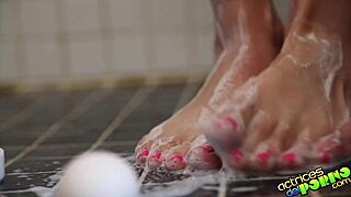 Franceska's Emotional Feet Fetish Diary with Masturbation