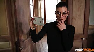 Hell Yeah! Spanish Beauty Julia Roca Seduces in Park!