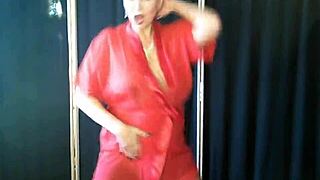 AimeeParadise Teases In Striptease 😘