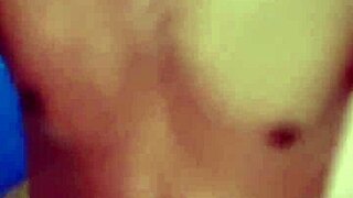 Franco antaa rimmausta chililäiselle jätkälle