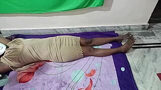 indian sex fireaggain 152 with mature housewife and young girlfriend.