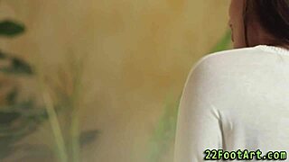 Brunette babe's toes get creamed in a footjob and handjob session 😍