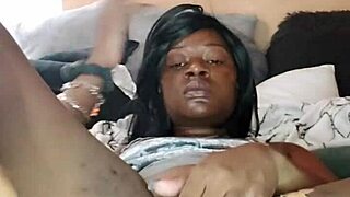 Ebony Naejae Teases in Striptease, Squirting Wet in Close-Up Solo