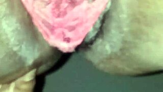 i luv eatin some ebony pussy b4 bed