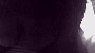 Aku bagi aksi mulut straight kepada kontol besar hitam ebony deepthroat POV