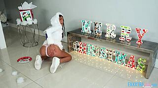 Sona Bella and Oliver Flynn get horny in POV hardcore