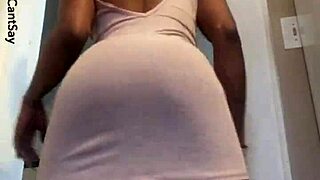 upskirt peek at her pussy