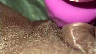 i'm milaj, testing this new wand vibrator on my chubby ebony pussy