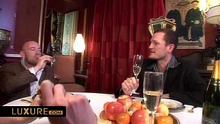 vanessa goldi in the swinger castle