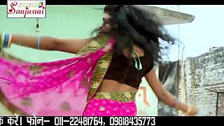 Bhojpuri hot song nipple show