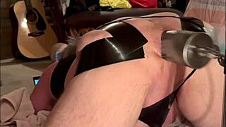 i need to fuck hard with that wild milking machine!