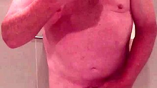 i make a cum tribute for brad and ginger while masturbating.