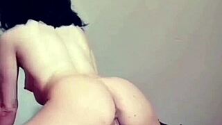 He Blows His Sperm On Her Wet Pussy