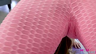 Kagney Linn Karter Makes Her Fit Fuck