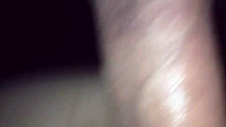 Yaramaz komşu büyük amıyla amını sertçe siker.